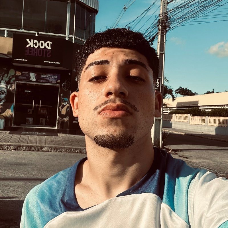 Elison Rodrigo Oliveira Brito